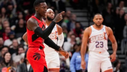 开云登录入口-制胜球！施罗德12助攻0失误完爆布克 湖人弃他亏了