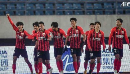 Kaiyun Sports-开云体育-从分庭抗礼到完败！申花四大皆空再成德比背景板