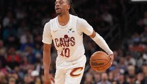 发动机！加兰17中7得21分5板6助1断 防守端仍被针对