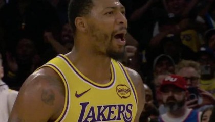 开云-爱游戏-斯马特：队友们无比信任彼此，本场胜利对准备季后赛意义重大