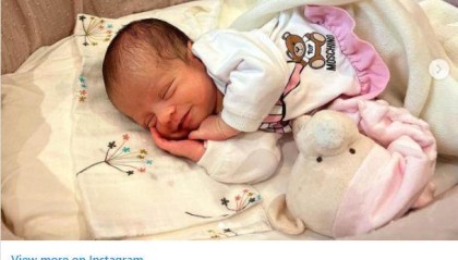 开云-爱游戏-C罗新出生女儿名字已经起好 叫贝拉·艾丝美拉达！