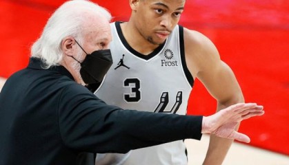 新赛季马刺落入摆烂行列 截止日前会有所动作吗？